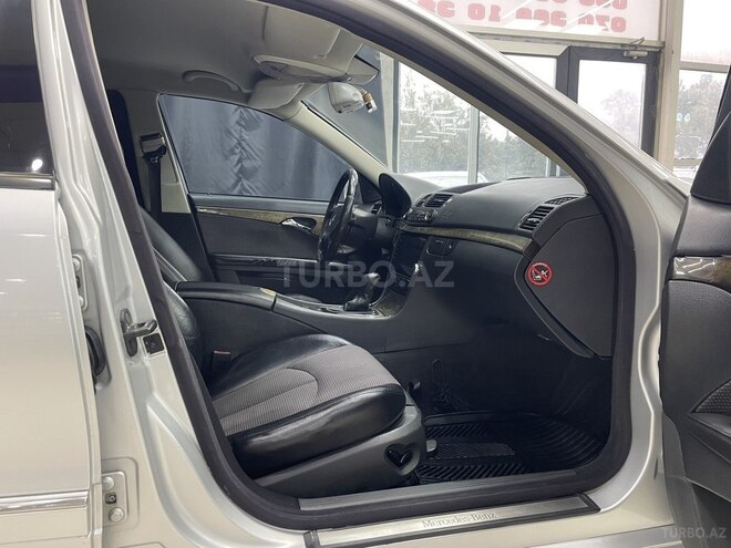 Mercedes E 220 d 2002, 378,000 km - 2.2 l - Sumqayıt