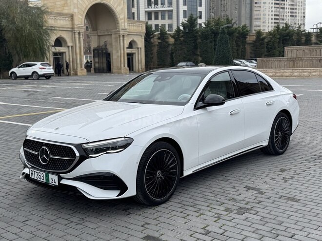 Mercedes E 300 e-2