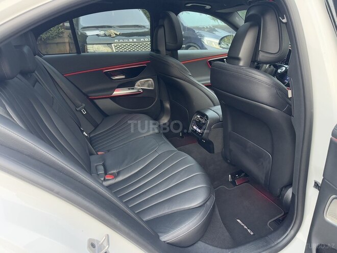 Mercedes E 300 e-17