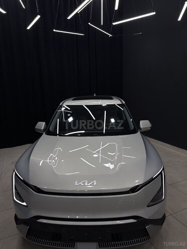 Kia EV5-10