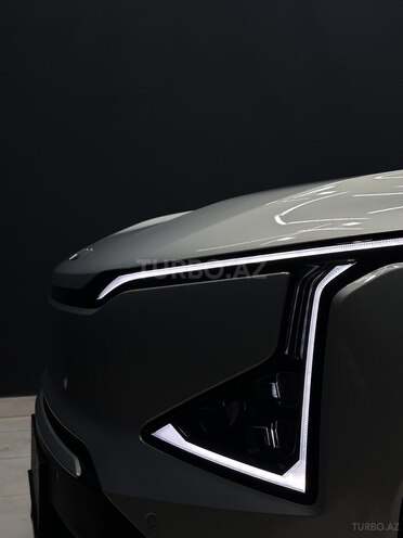 Kia EV5-14