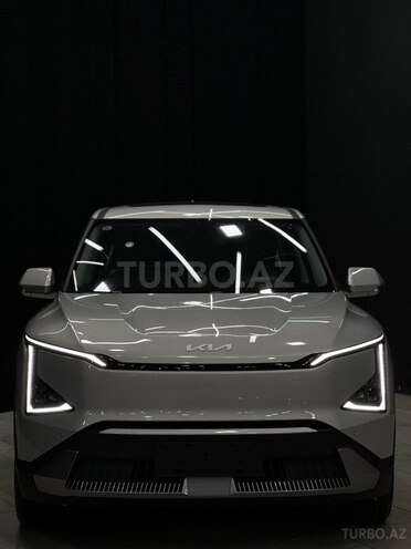 Kia EV5-2