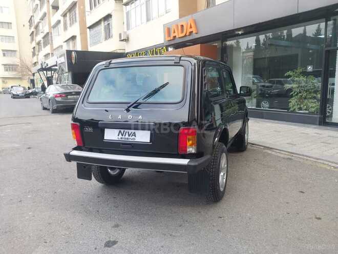 LADA (VAZ) Niva-8