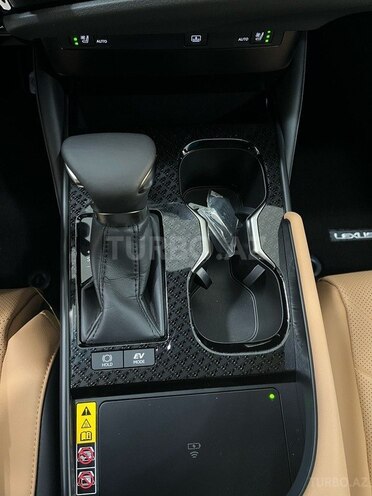 Lexus ES 300h 2024, 0 km - 2.5 l - Bakı