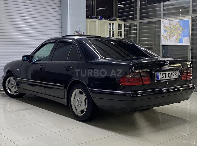 Mercedes E 280 1997, 272,000 km - 2.8 l - Sumqayıt
