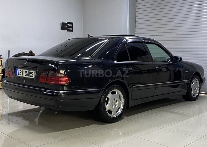Mercedes E 280 1997, 272,000 km - 2.8 l - Sumqayıt