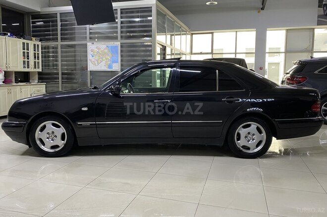 Mercedes E 280 1997, 272,000 km - 2.8 l - Sumqayıt