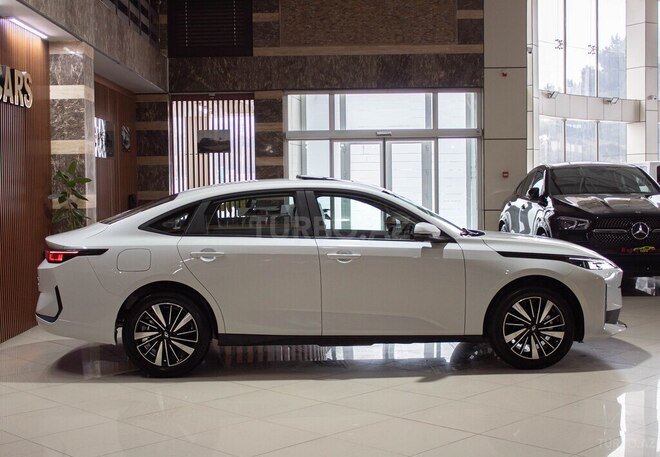 Changan Qiyuan A05 2025, 0 km - 1.5 л - Bakı