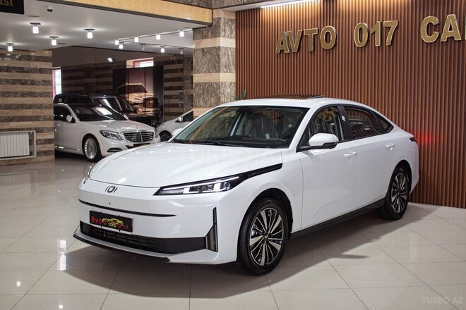 Changan Qiyuan A05 2025, 0 km - 1.5 л - Bakı