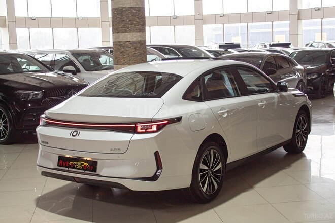 Changan Qiyuan A05 2025, 0 km - 1.5 л - Bakı