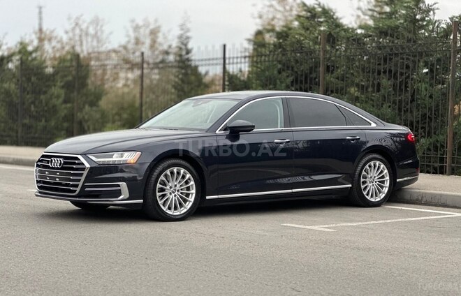 Audi A8-4