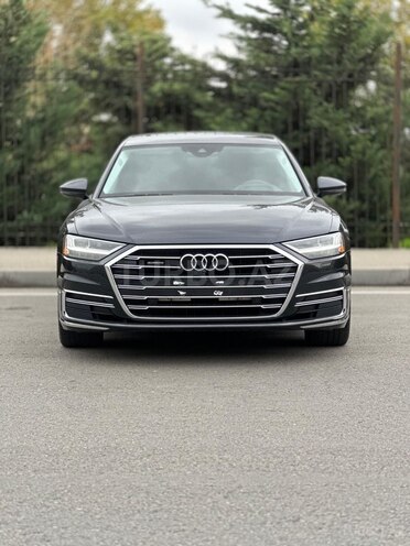 Audi A8-1
