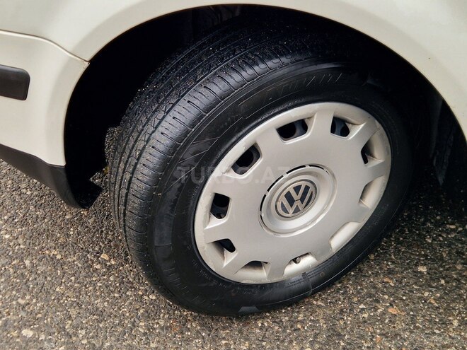 Volkswagen Passat 2000, 271,515 km - 1.8 l - Sumqayıt