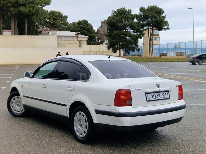 Volkswagen Passat 2000, 271,515 km - 1.8 l - Sumqayıt