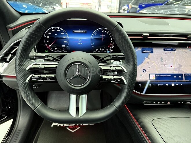 Mercedes E 300 e-8