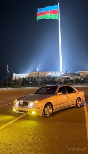 Mercedes E 220 d 2001, 461,000 km - 2.2 л - Bakı