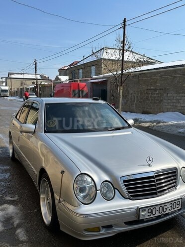 Mercedes E 220 d 2001, 461,000 km - 2.2 л - Bakı