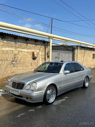 Mercedes E 220 d 2001, 461,000 km - 2.2 л - Bakı