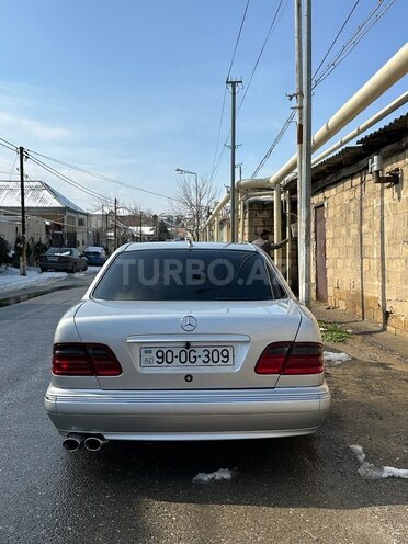 Mercedes E 220 d 2001, 461,000 km - 2.2 л - Bakı
