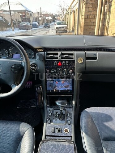 Mercedes E 220 d 2001, 461,000 km - 2.2 л - Bakı