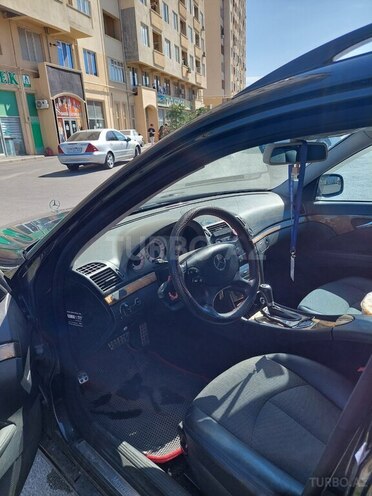 Mercedes E 220 d 2006, 481,000 km - 2.2 л - Bakı