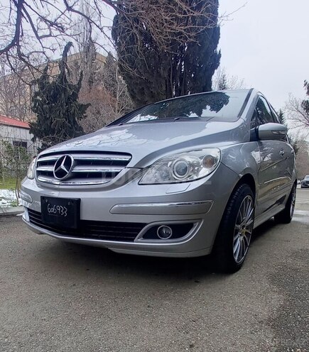 Mercedes B 170 2006, 137,000 km - 1.7 l - Bakı