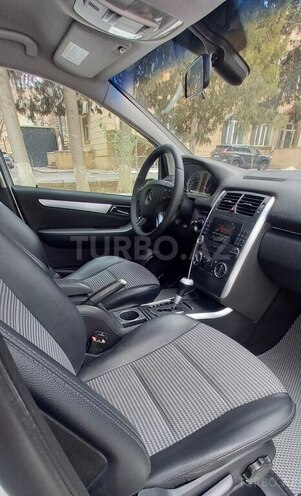 Mercedes B 170 2006, 137,000 km - 1.7 l - Bakı
