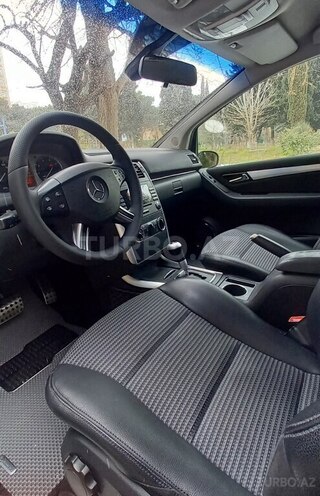 Mercedes B 170 2006, 137,000 km - 1.7 l - Bakı