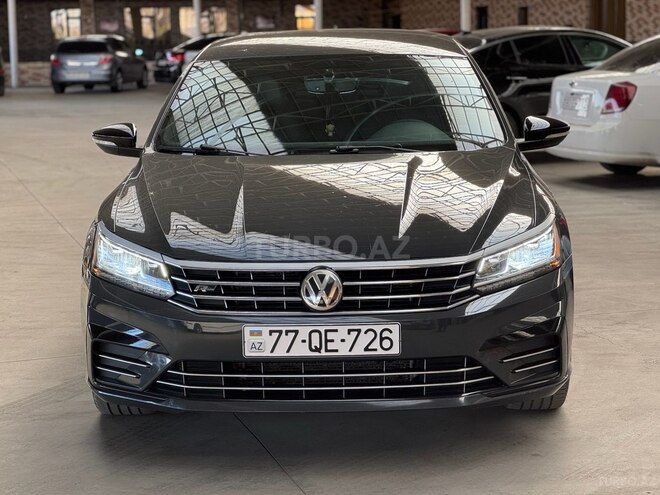 Volkswagen Passat 2017, 181,000 km - 1.8 л - Gəncə