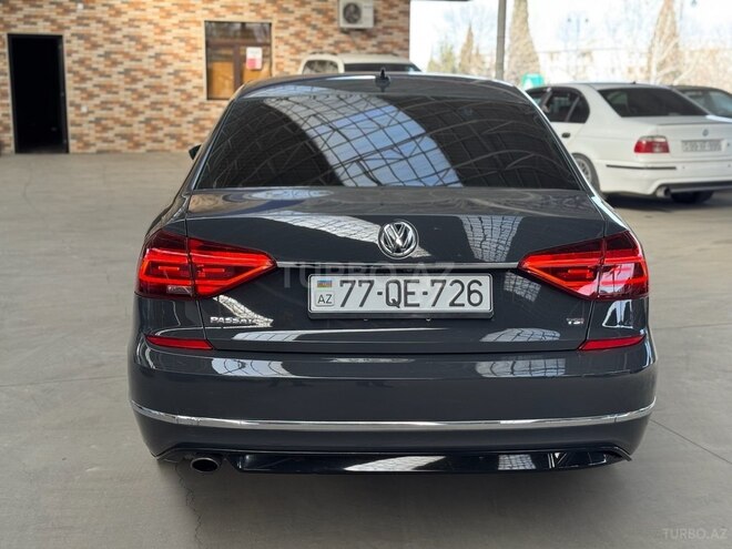 Volkswagen Passat 2017, 181,000 km - 1.8 л - Gəncə