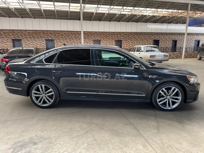 Volkswagen Passat 2017, 181,000 km - 1.8 л - Gəncə