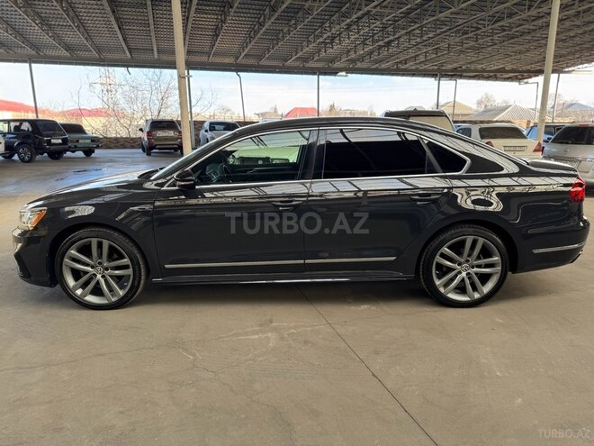 Volkswagen Passat 2017, 181,000 km - 1.8 л - Gəncə