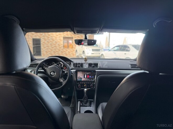 Volkswagen Passat 2017, 181,000 km - 1.8 л - Gəncə