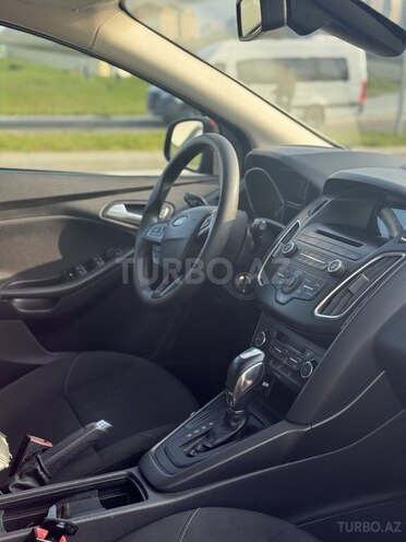 Ford Focus 2015, 96,000 km - 1.6 л - Bakı
