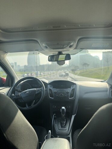 Ford Focus 2015, 96,000 km - 1.6 л - Bakı