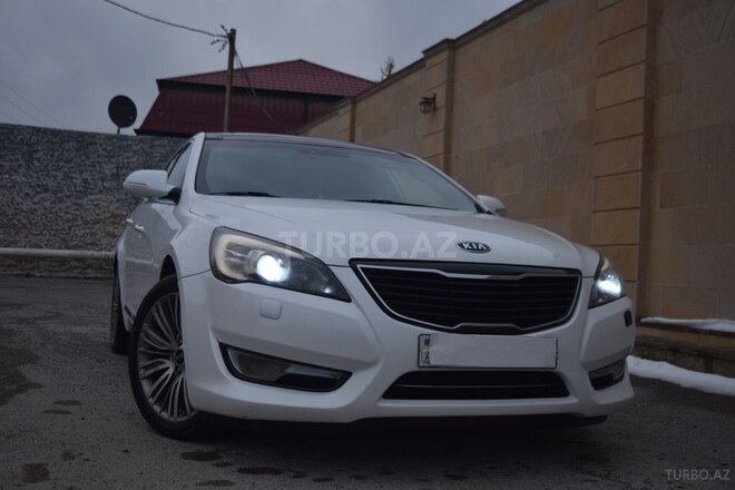 Kia Cadenza-1