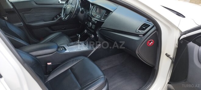 Kia Cadenza-6