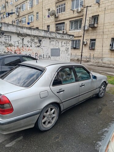 Mercedes C 180 1995, 436,000 km - 1.8 l - Bakı