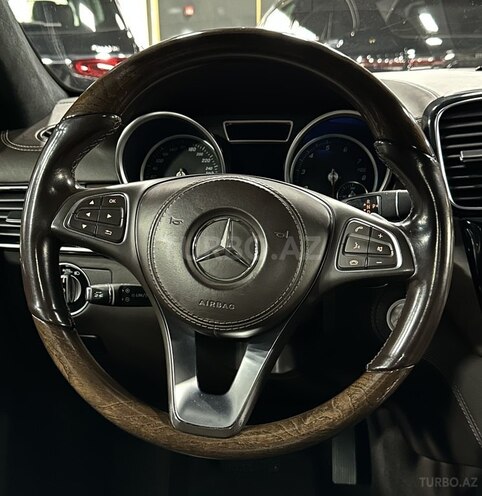 Mercedes GLS 500 4MATIC 2018, 107,000 km - 4.7 l - Bakı