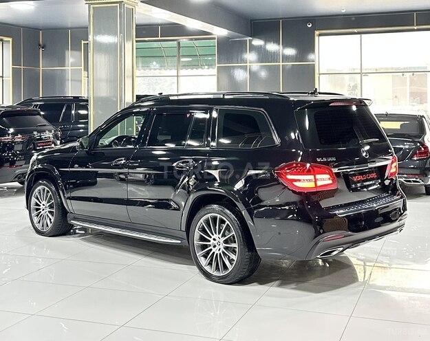 Mercedes GLS 500 4MATIC 2018, 107,000 km - 4.7 l - Bakı