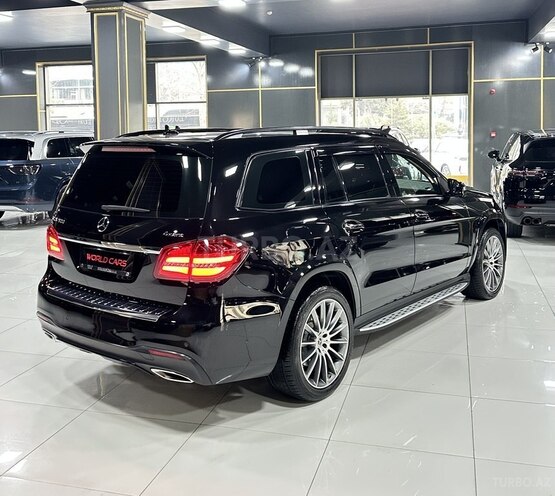 Mercedes GLS 500 4MATIC 2018, 107,000 km - 4.7 l - Bakı