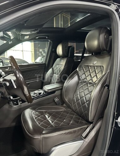Mercedes GLS 500 4MATIC 2018, 107,000 km - 4.7 l - Bakı