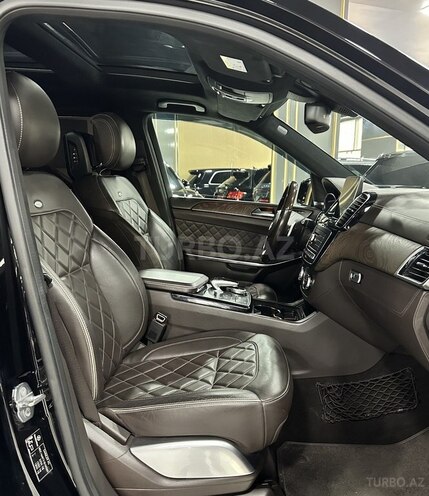 Mercedes GLS 500 4MATIC 2018, 107,000 km - 4.7 l - Bakı