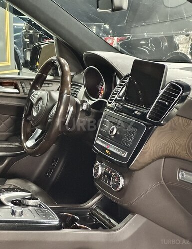 Mercedes GLS 500 4MATIC 2018, 107,000 km - 4.7 l - Bakı