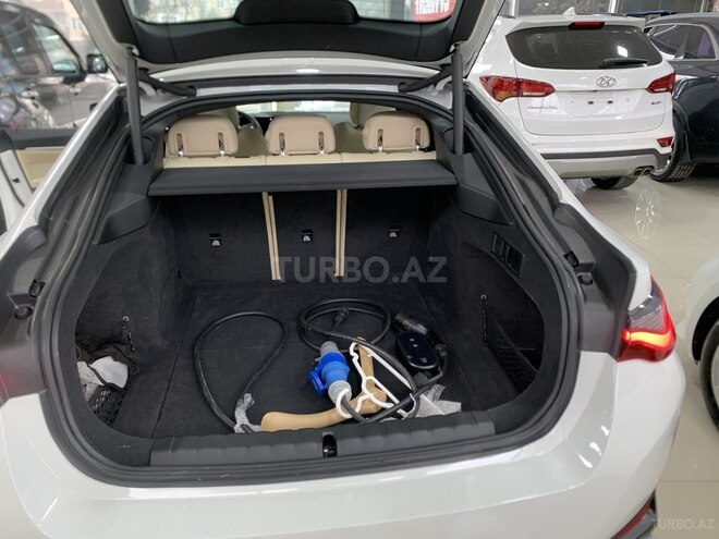 BMW i4 2023, 19,000 km - 0.0 л - Bakı