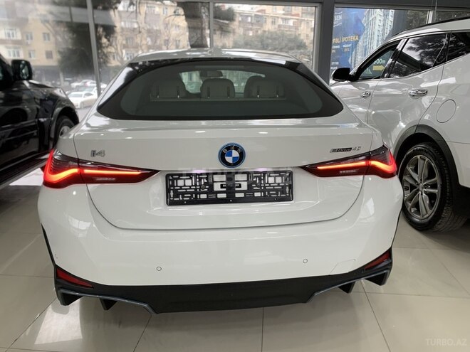 BMW i4 2023, 19,000 km - 0.0 л - Bakı