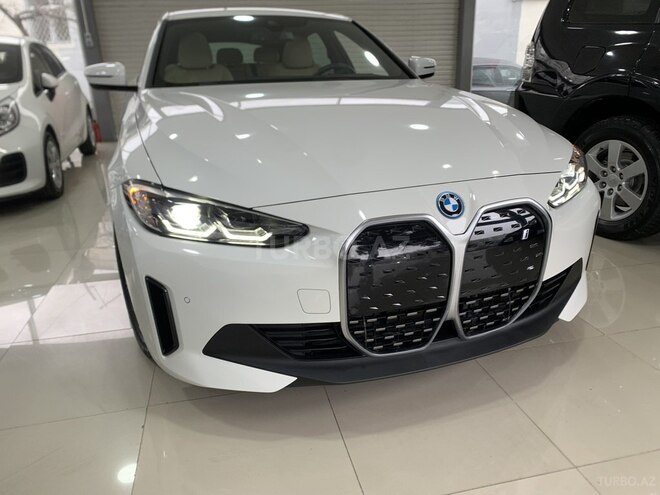 BMW i4 2023, 19,000 km - 0.0 л - Bakı