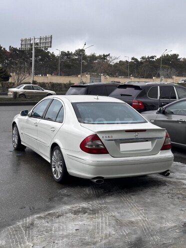 Mercedes E 350 4MATIC-10
