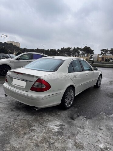 Mercedes E 350 4MATIC-6