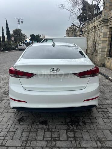 Hyundai Elantra 2017, 130,000 km - 2.0 l - Bakı